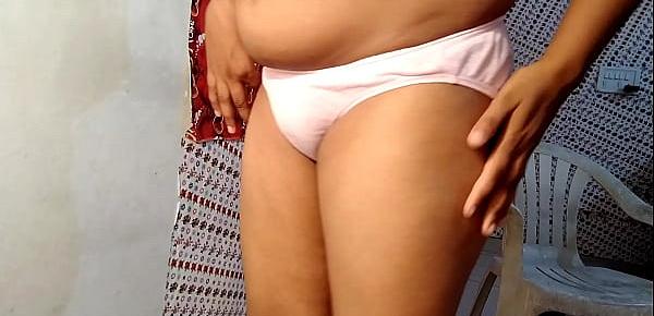  Indian Desi Wife Caught Masturbating Her Wet Pussy On Webcam